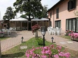 Hotel Vecchio Convento Bareggio Luaran gambar