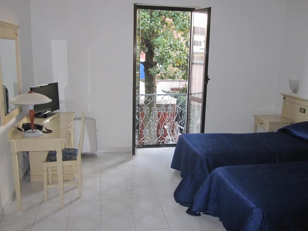Hotel Vecchio Convento Bareggio Bilik gambar